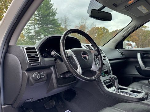 Used 2011 GMC Acadia SLT image 14