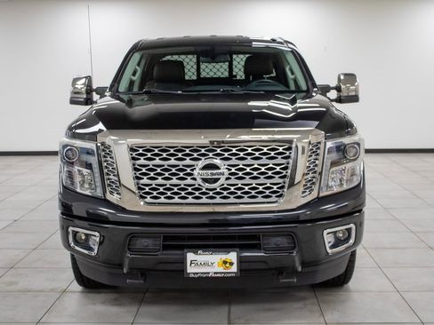 Used 2016 Nissan Titan Platinum Reserve image 2