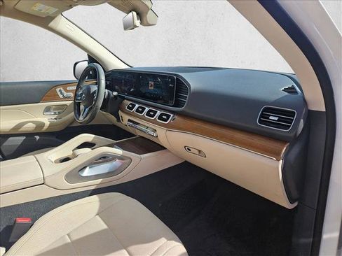 Used 2020 Mercedes-Benz GLE 350 4MATIC image 17