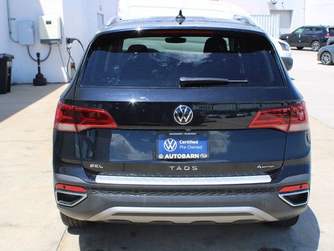 Certified 2022 Volkswagen Taos SEL AWD/4WD image 5
