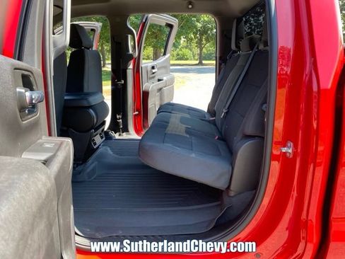 Used 2022 Chevrolet Silverado 1500 Custom Trail Boss AWD/4WD image 37