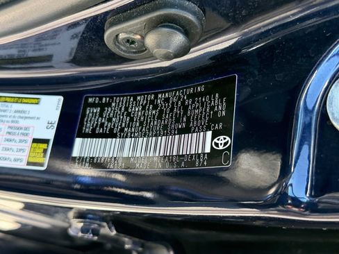 Used 2024 Toyota Corolla LE FWD image 29