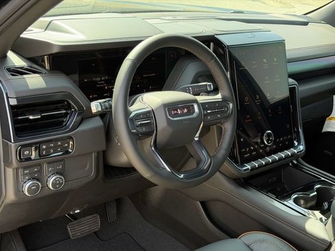 New 2026 GMC Yukon XL AT4 image 10