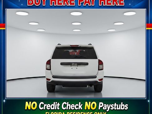 Used 2015 Jeep Compass Sport FWD image 3