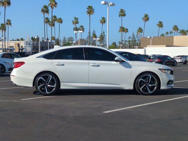 Used 2019 Honda Accord Sport image 4