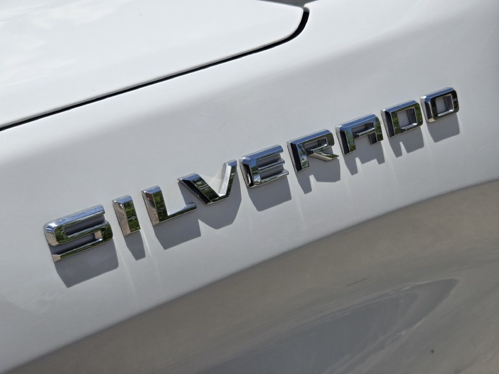 Used 2022 Chevrolet Silverado 1500 RST w/ Safety Package AWD/4WD image 12