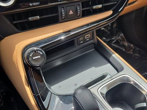 Used 2025 Lexus NX 250 FWD w/ Cold Area Package image 20