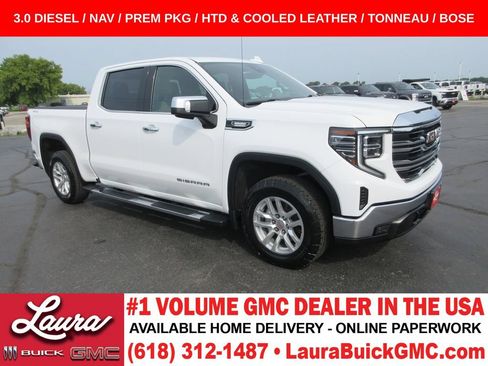 Used 2022 GMC Sierra 1500 SLT w/ SLT Premium Package AWD/4WD image 1