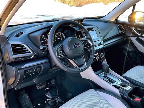 Used 2023 Subaru Forester Premium image 14