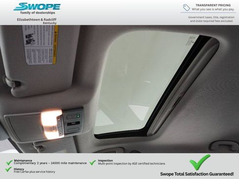 Used 2025 Nissan Sentra SR w/ SR Premium Package FWD image 27