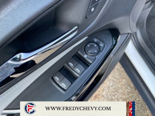 Used 2025 Chevrolet Trax LT FWD image 13