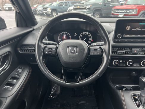 Used 2023 Honda HR-V Sport image 15