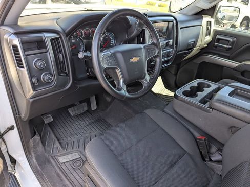 Used 2018 Chevrolet Silverado 1500 LT AWD/4WD image 23