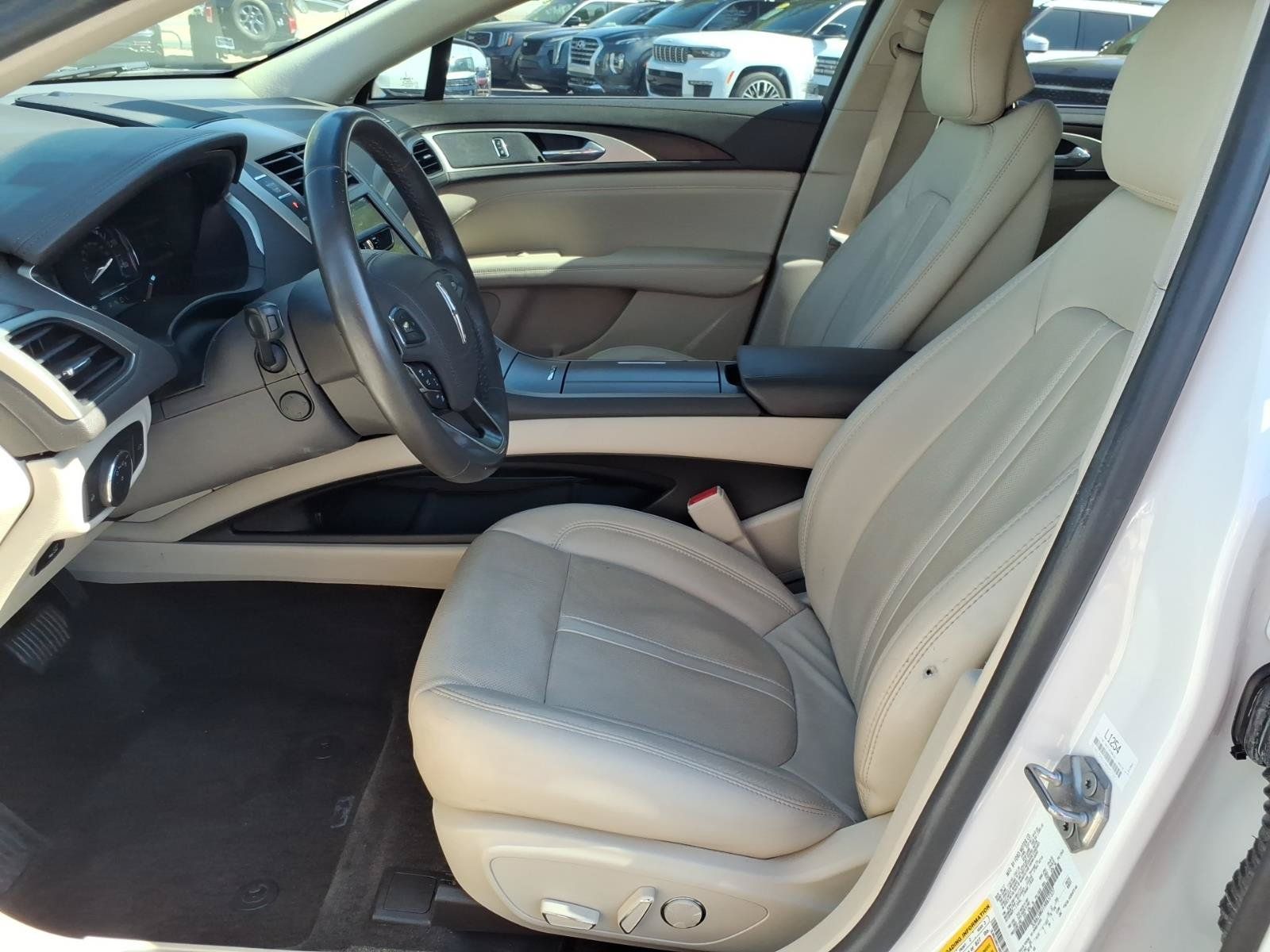 Used 2017 Lincoln MKZ Reserve w/ Technology Package FWD image 14