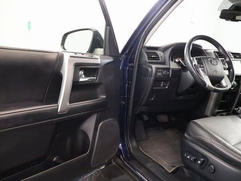 Certified 2023 Toyota 4Runner SR5 Premium w/ Moonroof Package AWD/4WD image 9