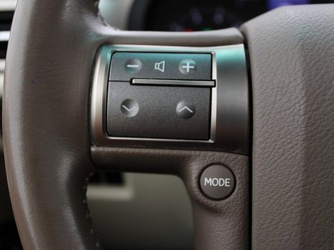 Used 2014 Lexus GX 460 image 20