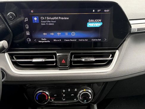 Certified 2025 Chevrolet TrailBlazer LT w/ LT Cold Weather Package image 22