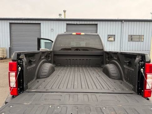 Used 2021 Ford F250 XLT w/ XLT Premium Package AWD/4WD image 23