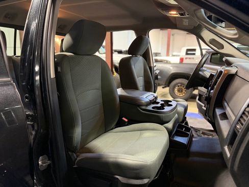 Used 2015 RAM 1500 Classic SLT image 22