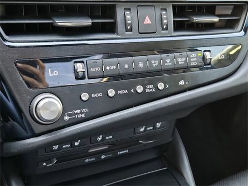 Used 2022 Lexus ES 350 w/ Premium Package image 19