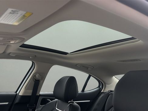 New 2026 Genesis G70 2.5T Prestige image 15