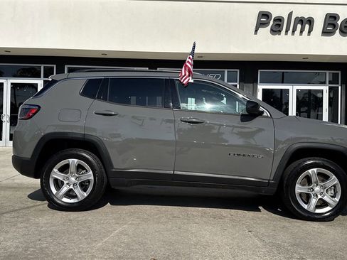 Used 2023 Jeep Compass Latitude w/ Sun and Sound Group image 24