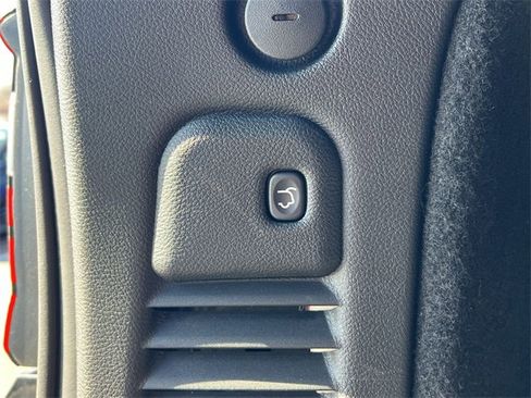 Used 2024 Dodge Durango GT image 36