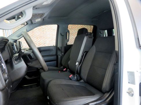 Used 2019 Chevrolet Silverado 1500 LT w/ Z71 Off-Road Package image 15