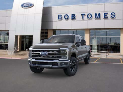 Used 2026 Ford F250 Lariat AWD/4WD image 2