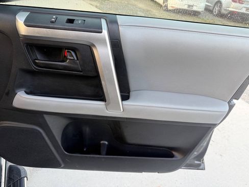Used 2012 Toyota 4Runner SR5 w/ Convenience Pkg RWD image 30