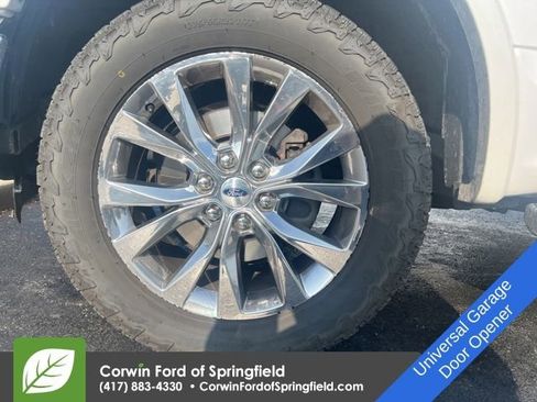 Used 2015 Ford F150 Lariat w/ Equipment Group 502A Luxury image 11