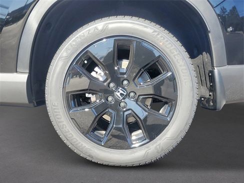 New 2026 Honda Pilot Black Edition image 9