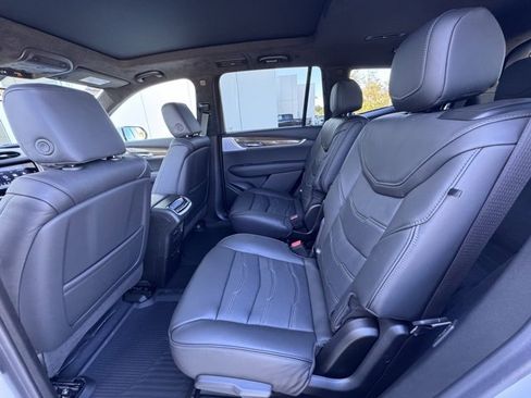 New 2025 Cadillac XT6 Premium Luxury w/ Platinum Package image 15