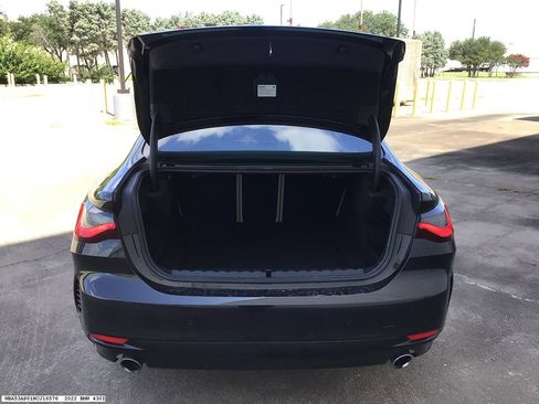 Used 2022 BMW 430i Coupe w/ Convenience Package RWD image 10