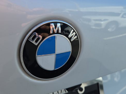 Used 2021 BMW X5 xDrive45e w/ Parking Assistance Package image 18