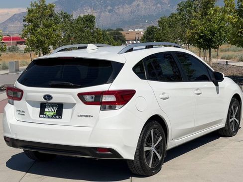 Used 2022 Subaru Impreza 2.0i Premium AWD/4WD image 6