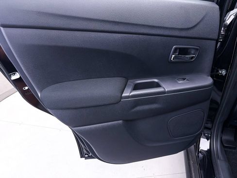 New 2026 Mitsubishi Outlander Sport LE AWD/4WD image 20