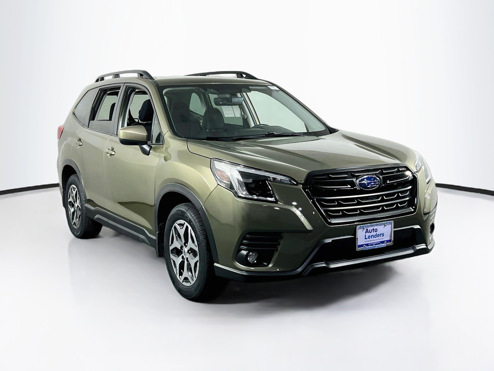 Used 2024 Subaru Forester Premium AWD/4WD image 3