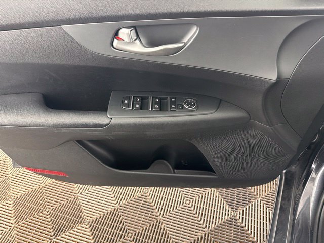 Certified 2021 Kia Forte LXS FWD image 20