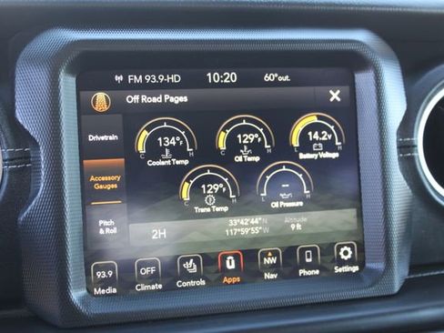 Used 2023 Jeep Wrangler Unlimited Sahara w/ Cold Weather Group AWD/4WD image 30