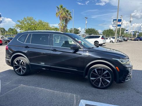 Used 2022 Volkswagen Tiguan SEL R-Line AWD/4WD image 5