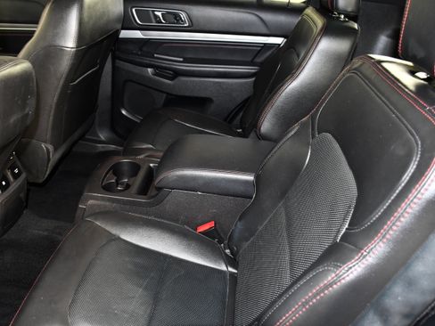 Used 2018 Ford Explorer Sport w/ Equipment Group 401A AWD/4WD image 48
