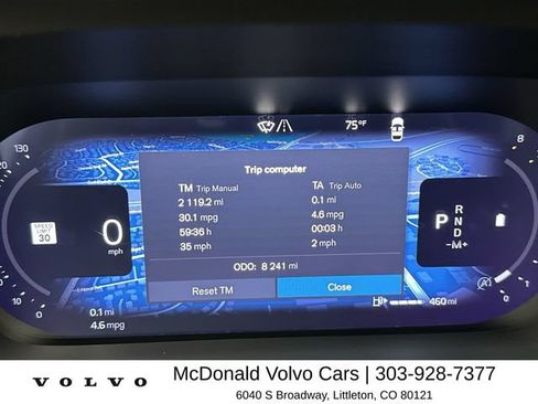 Certified 2025 Volvo XC60 B5 Plus AWD/4WD image 15