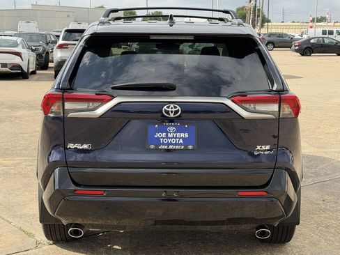 Certified 2025 Toyota RAV4 XSE AWD/4WD image 8