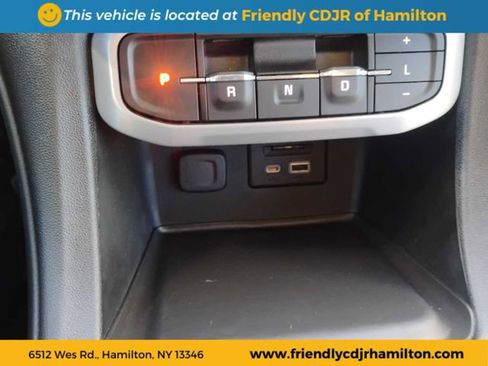 Used 2022 GMC Acadia SLE w/ GMC Pro Grade Package AWD/4WD image 15