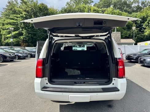 Used 2015 Chevrolet Suburban LT image 38