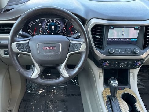 Used 2017 GMC Acadia Denali w/ Technology Package AWD/4WD image 15