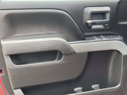 Used 2018 Chevrolet Silverado 1500 LT w/ All Star Edition image 13