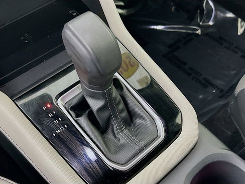 Certified 2025 Subaru Forester Limited image 23