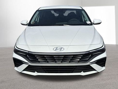 New 2026 Hyundai Elantra Blue image 16